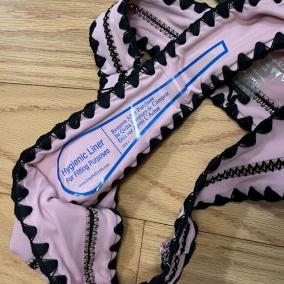 Same wim os ngeles he heeky rochet ikini ottom - Picture 3 of 3